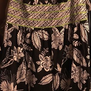 *SALE* Dress size 22, print, black and white with green piping